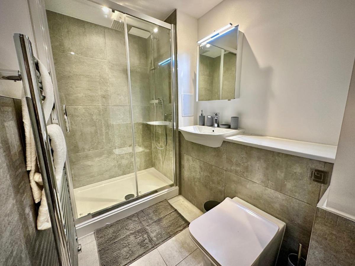 Serviced Apartments Nailsea Exterior foto